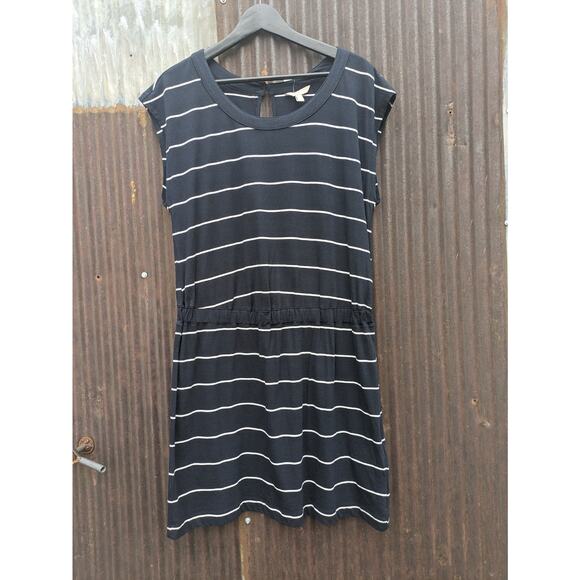 Banana Republic Knit Dress Petite Large Navy White Stripe Nautical Quiet Luxury - Picture 1 of 13